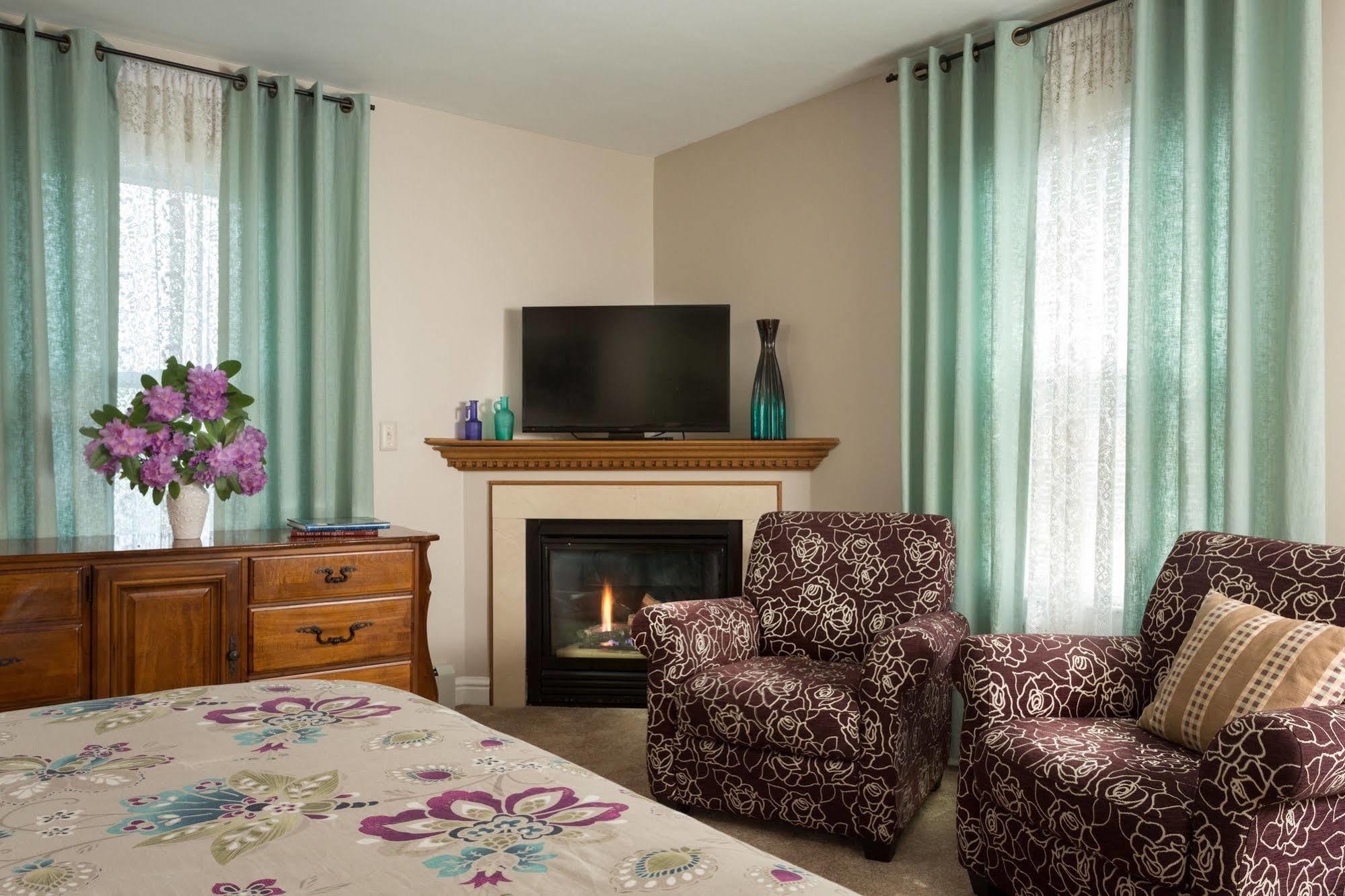 Beech Tree Inn And Cottage نيوبورت المظهر الخارجي الصورة