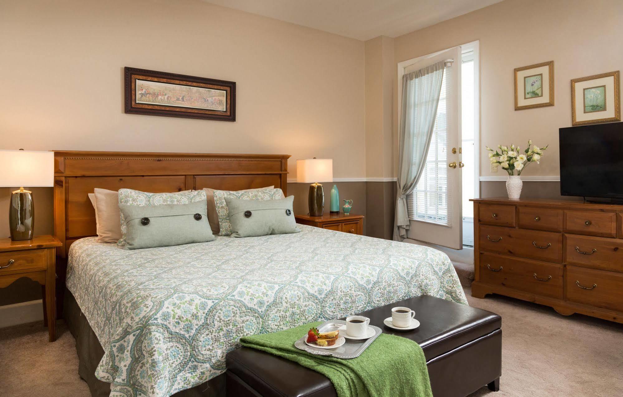 Beech Tree Inn And Cottage نيوبورت المظهر الخارجي الصورة